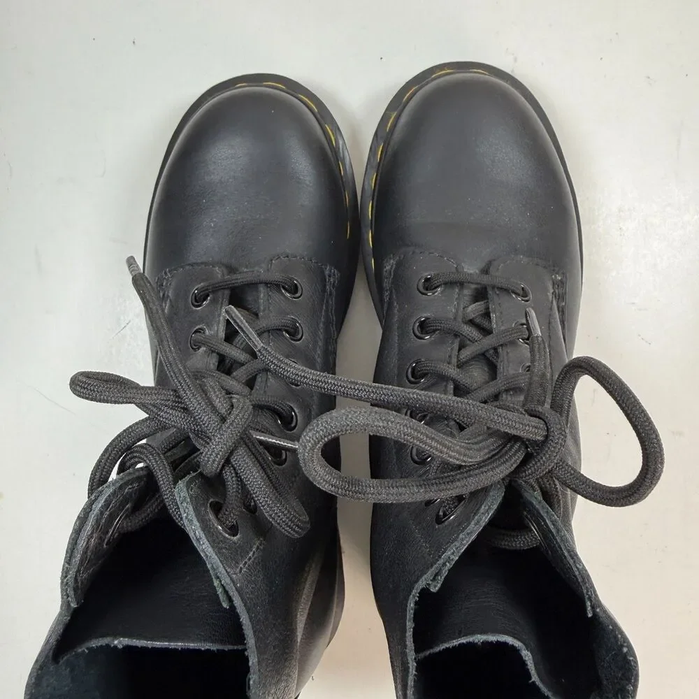 Dr Martens 1460 Pascal Black Leather 8 Eye Combat Boots Womens Size 7 AirWair